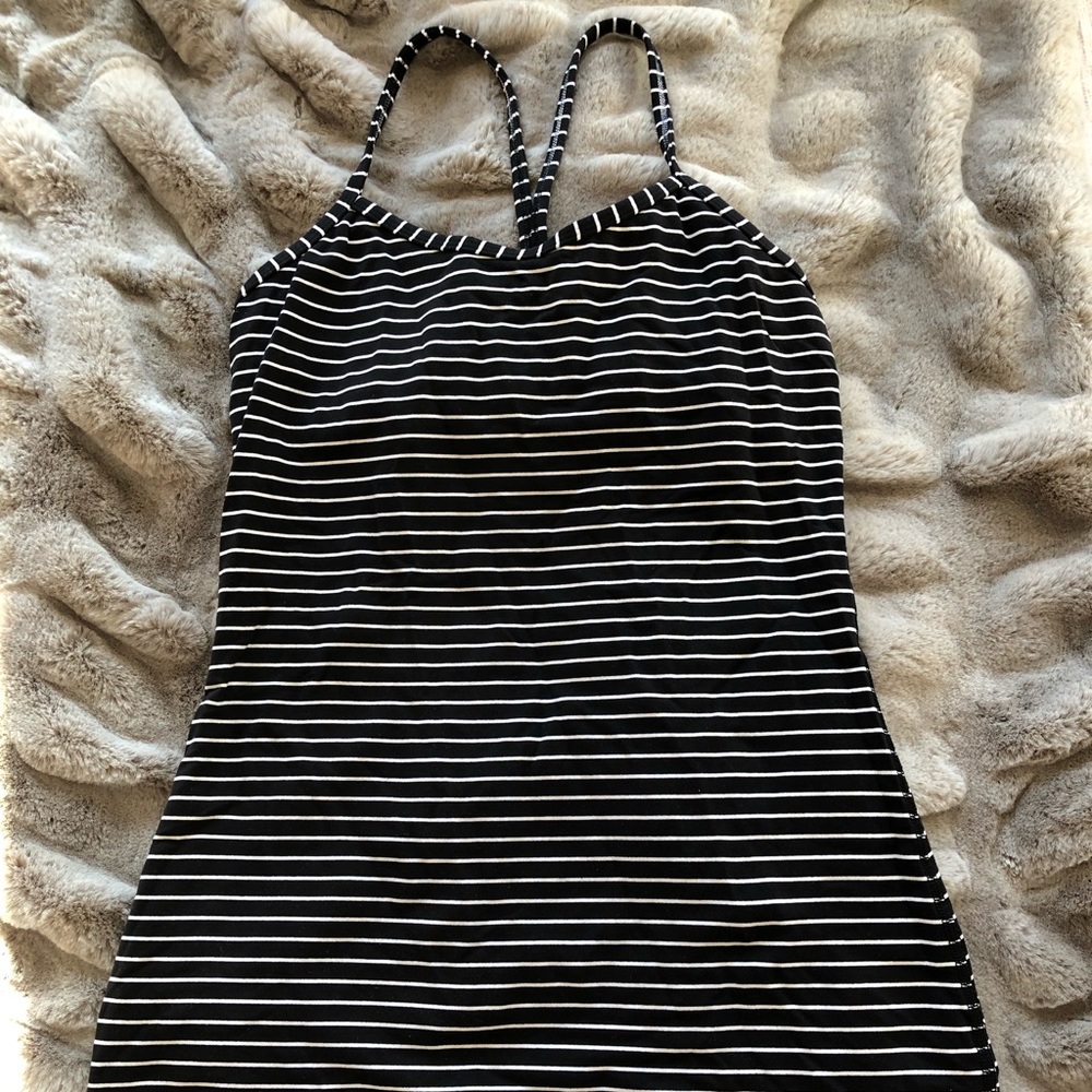 Lululemon workout tank